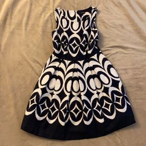 Brand: “The Limited” Size: 4 in women’s